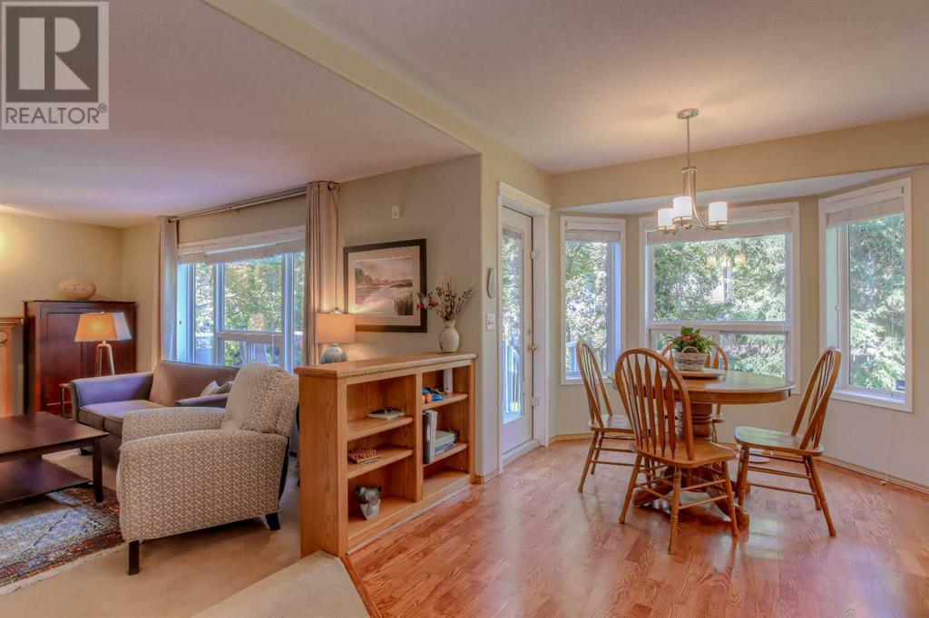 Single Family House for Sale in  Sierra Morena Court SW Signal Hill Calgary 