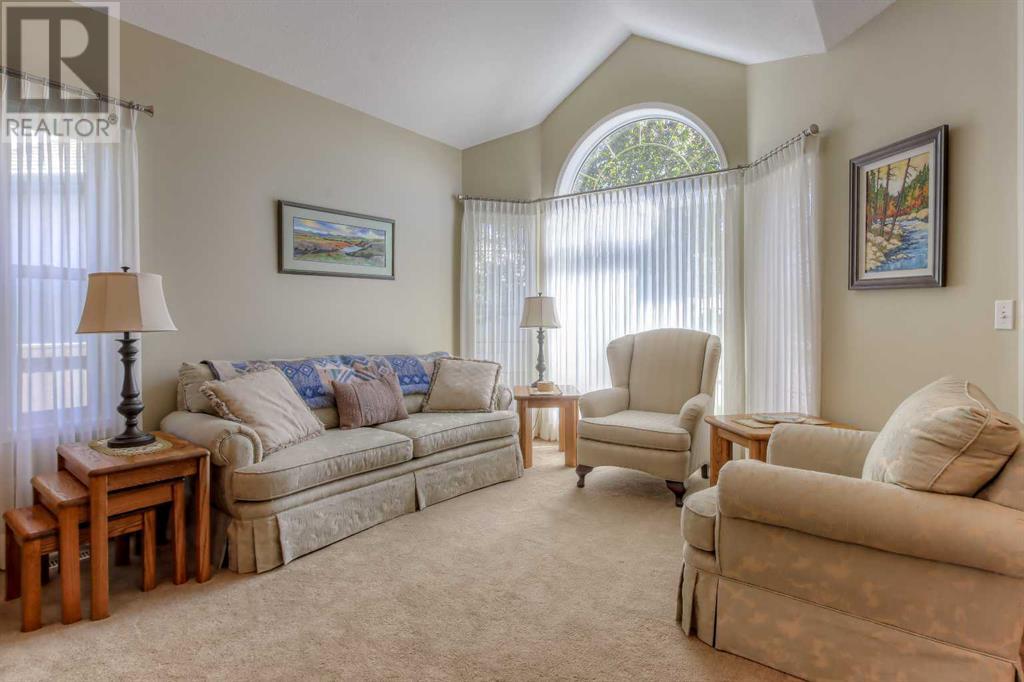 Single Family House for Sale in  Sierra Morena Court SW Signal Hill Calgary 