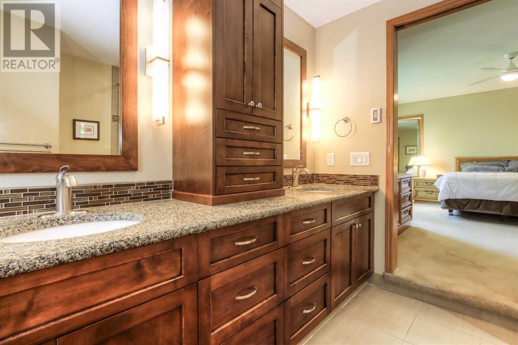 Single Family House for Sale in  Sierra Morena Court SW Signal Hill Calgary 