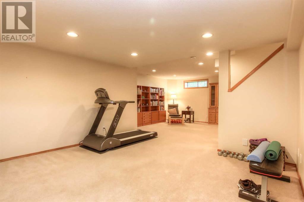 Single Family House for Sale in  Sierra Morena Court SW Signal Hill Calgary 