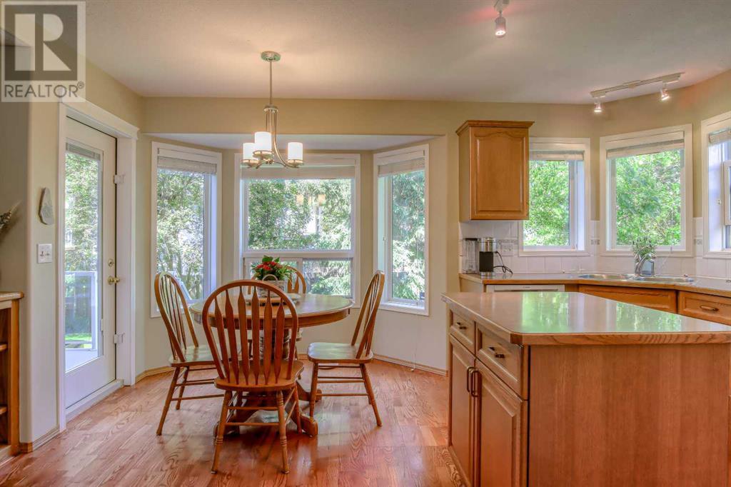 Single Family House for Sale in  Sierra Morena Court SW Signal Hill Calgary 