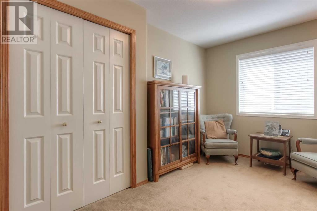 Single Family House for Sale in  Sierra Morena Court SW Signal Hill Calgary 