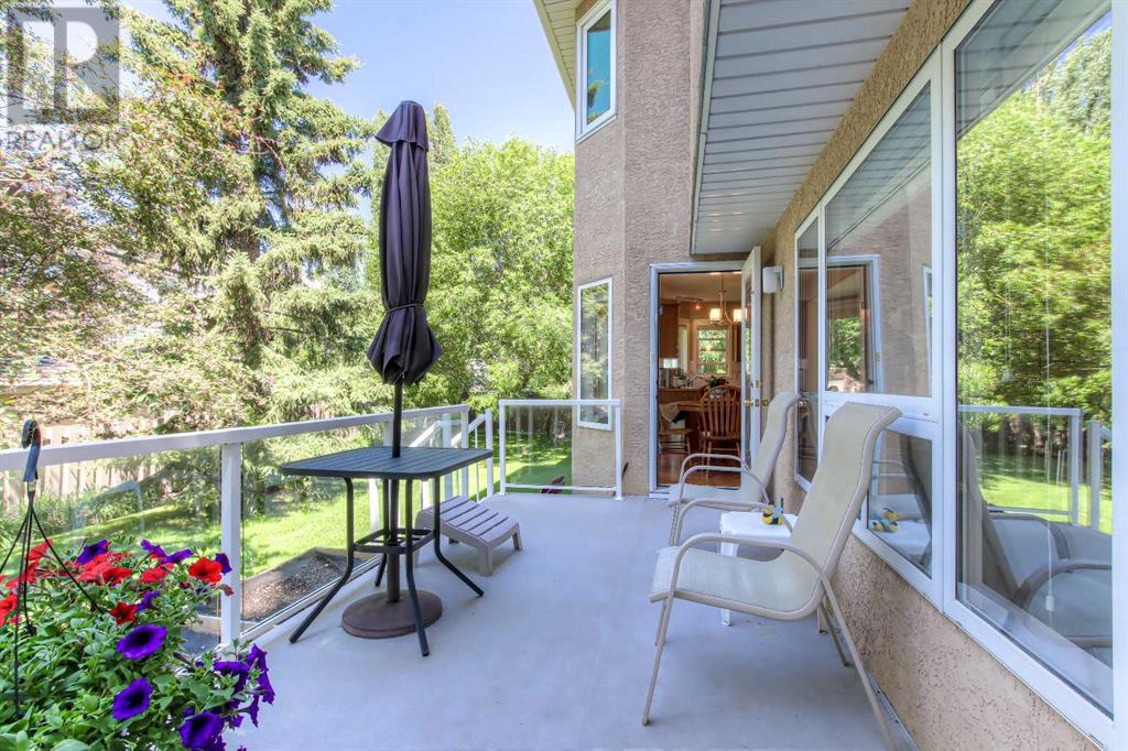 Single Family House for Sale in  Sierra Morena Court SW Signal Hill Calgary 