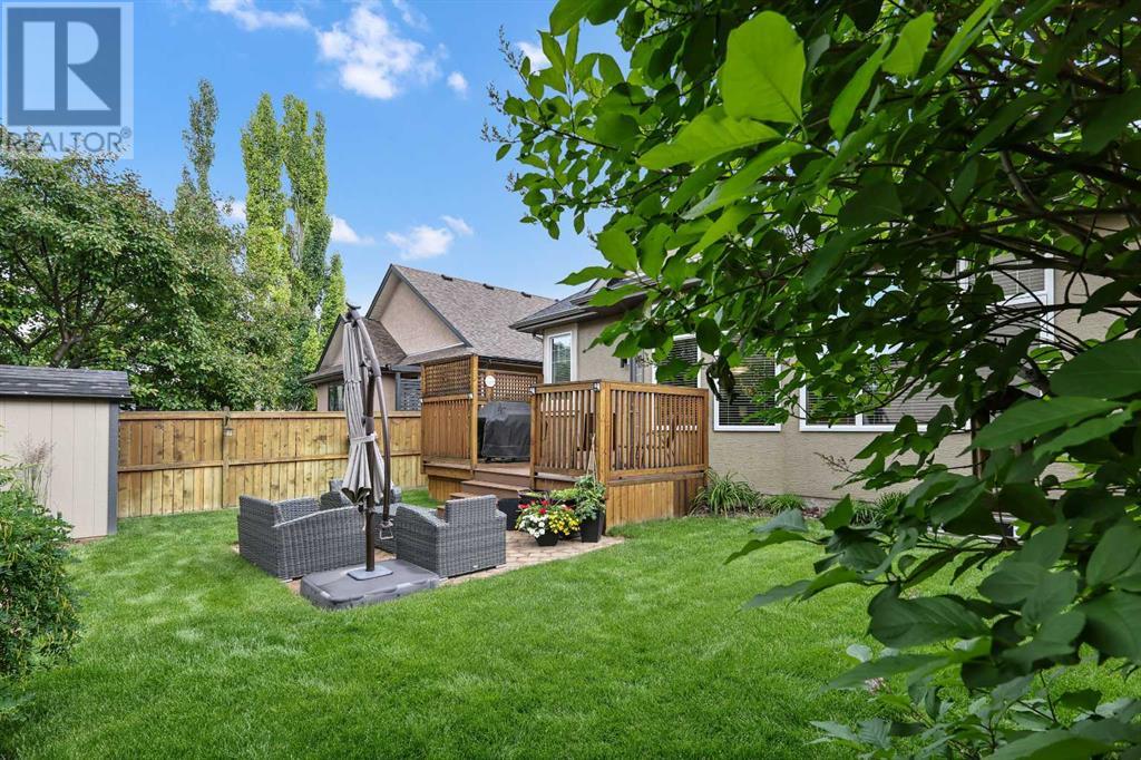 Single Family House Bungalow for Sale in  Chapman Way SE Chaparral Calgary 