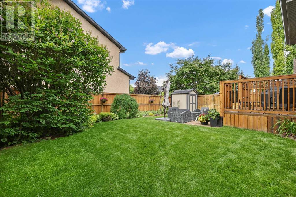 Single Family House Bungalow for Sale in  Chapman Way SE Chaparral Calgary 