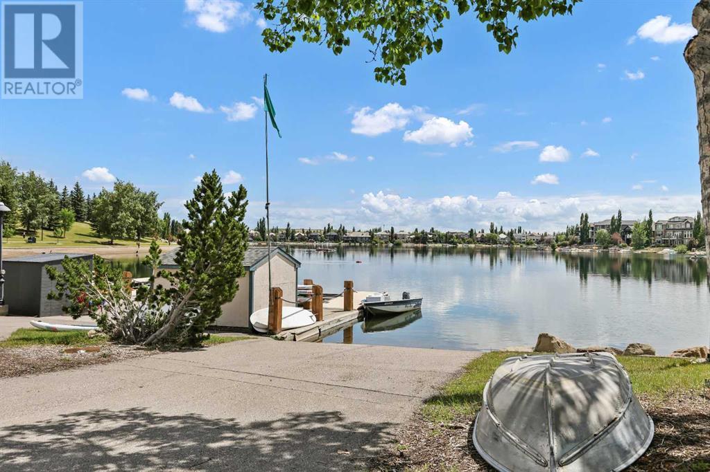 Single Family House Bungalow for Sale in  Chapman Way SE Chaparral Calgary 