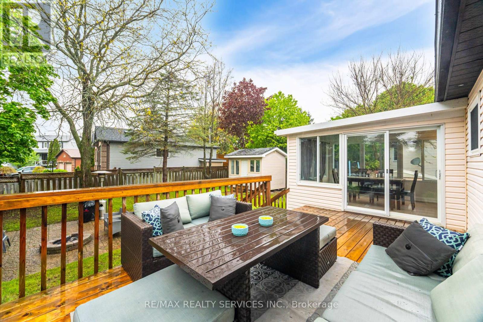 Photo 32 of 15 Berkar Street, Essa ON