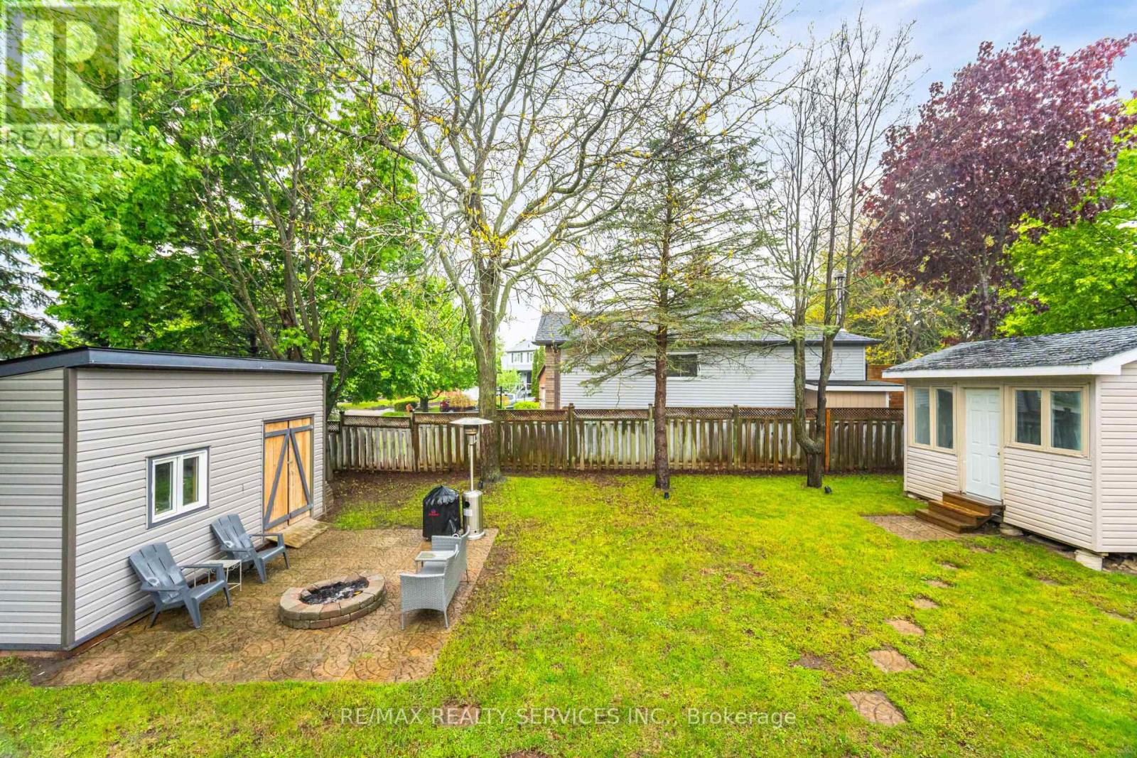 Photo 13 of 15 Berkar Street, Essa ON