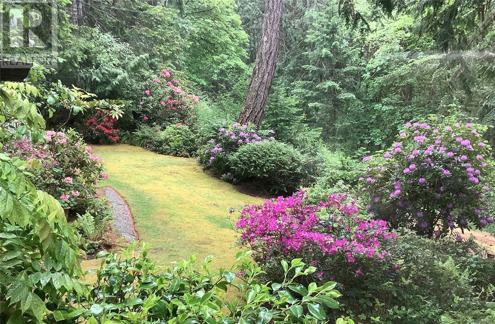 Photo 44 of 3293 Mcguire Way, Ladysmith BC