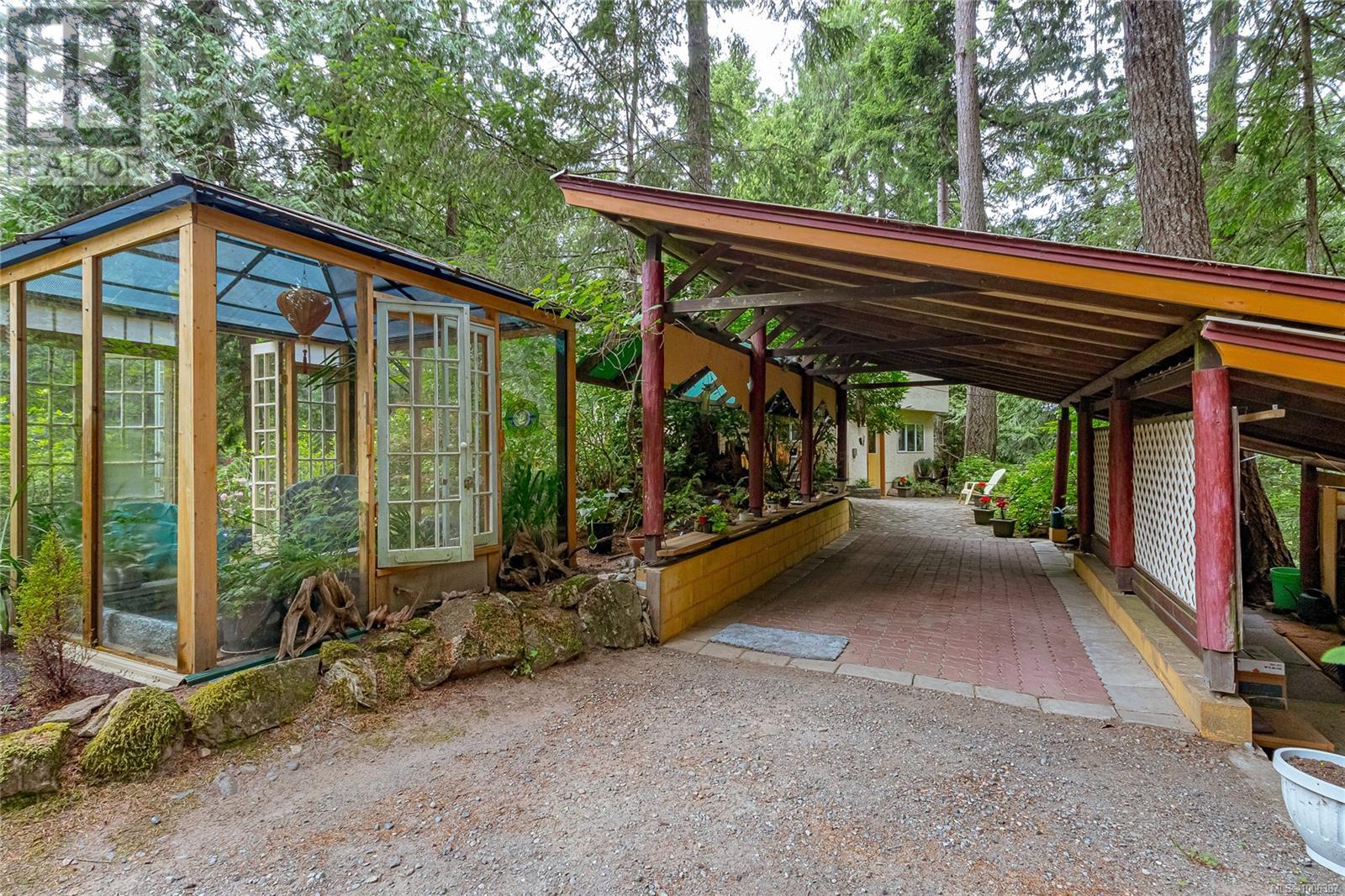 Photo 31 of 3293 Mcguire Way, Ladysmith BC