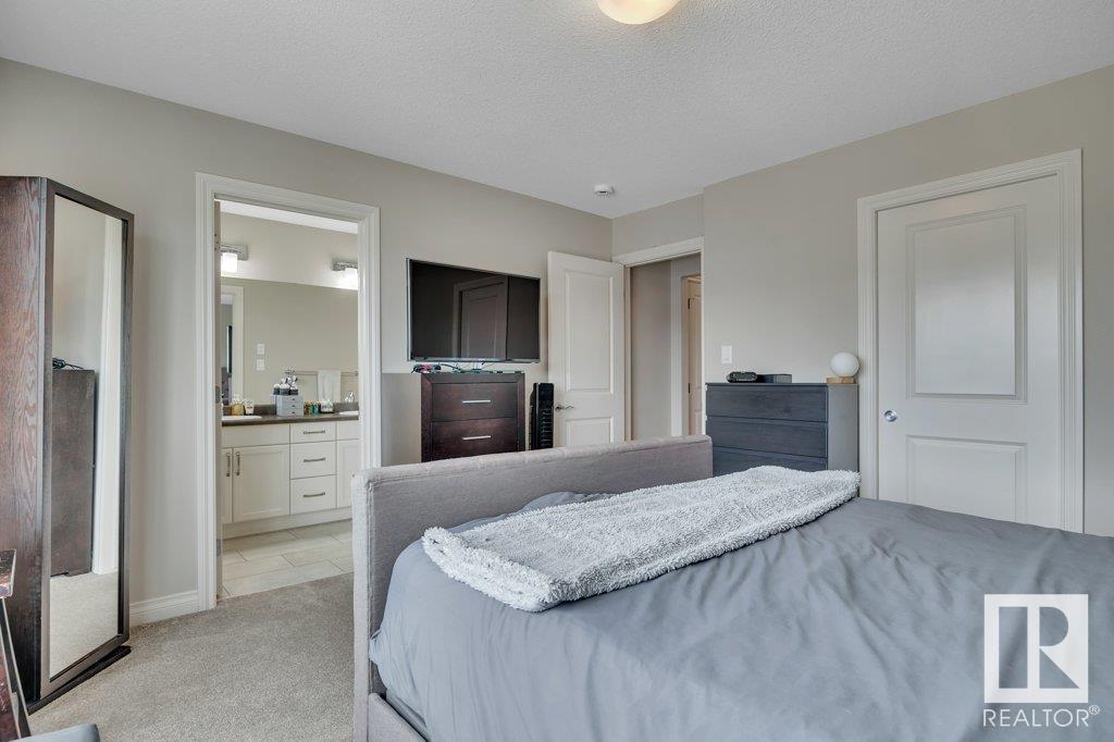 Photo 18 of 22116 85 Av Nw, Edmonton AB