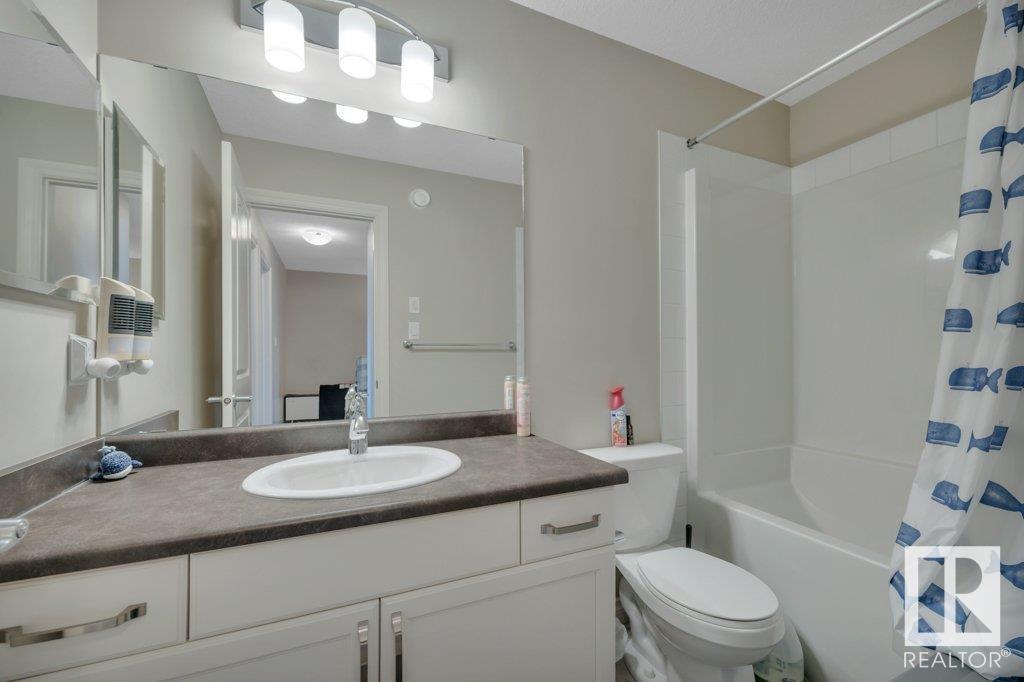 Photo 25 of 22116 85 Av Nw, Edmonton AB