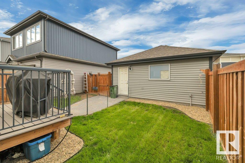 Photo 41 of 22116 85 Av Nw, Edmonton AB