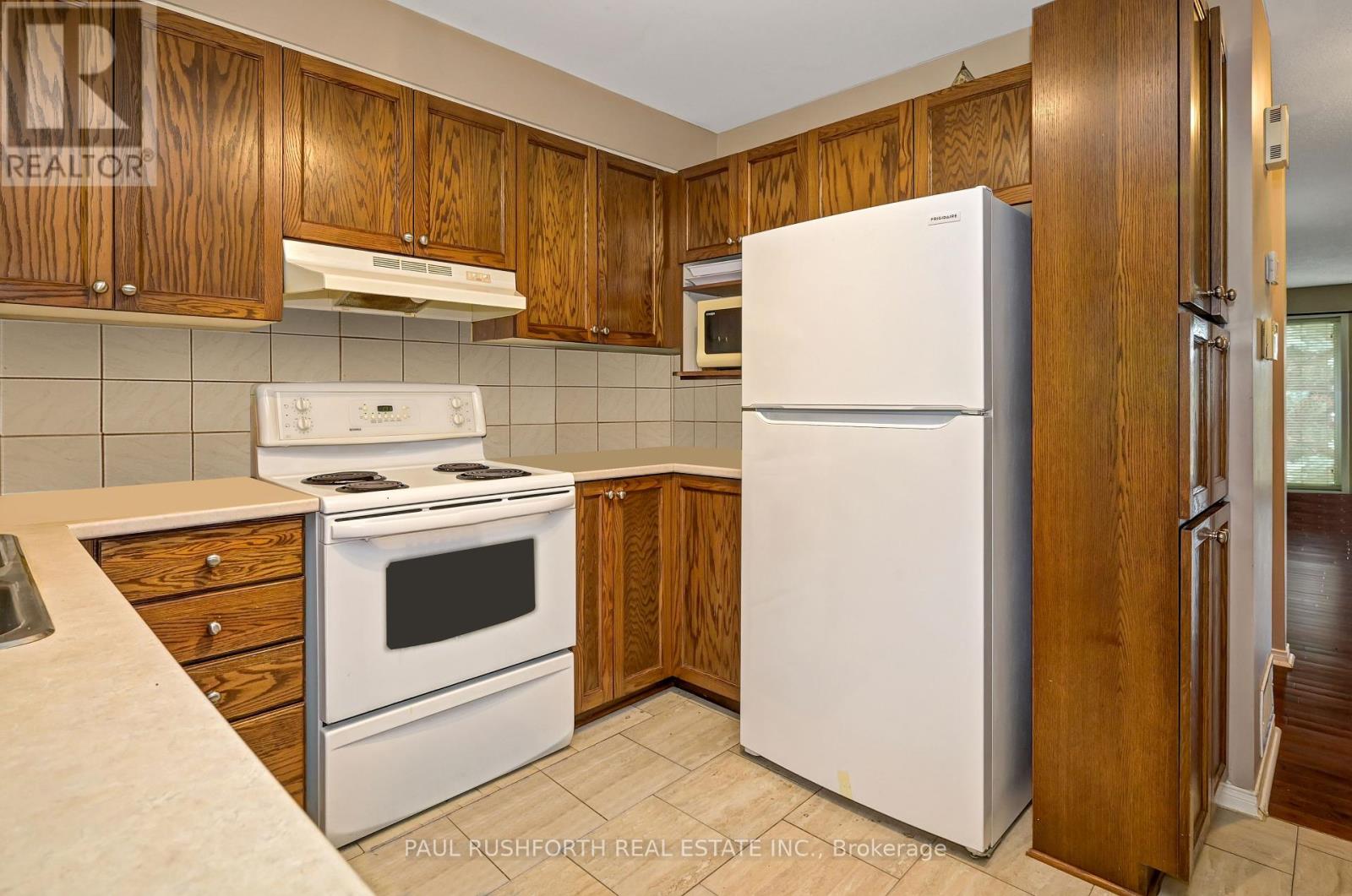 Photo 9 of 2232 Bois Vert Place, Ottawa ON