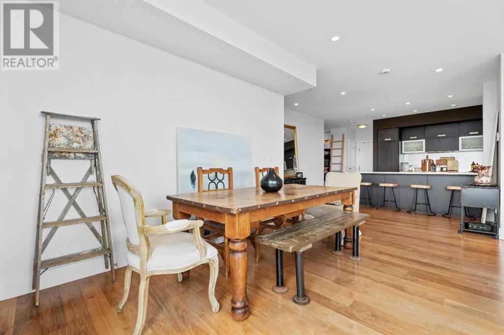 Single Family House for Sale in    Avenue SW Richmond Calgary 