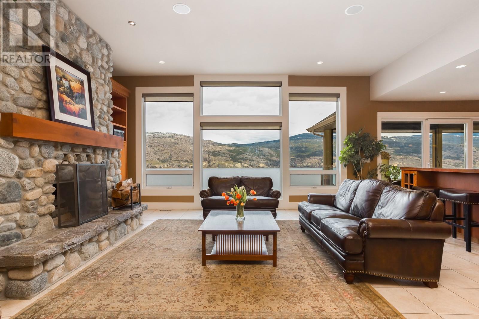 22402 Bridgeman Road, Summerland