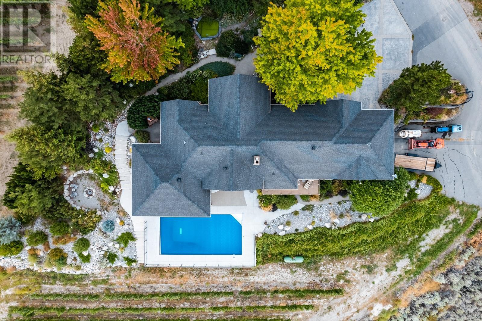 22402 Bridgeman Road, Summerland
