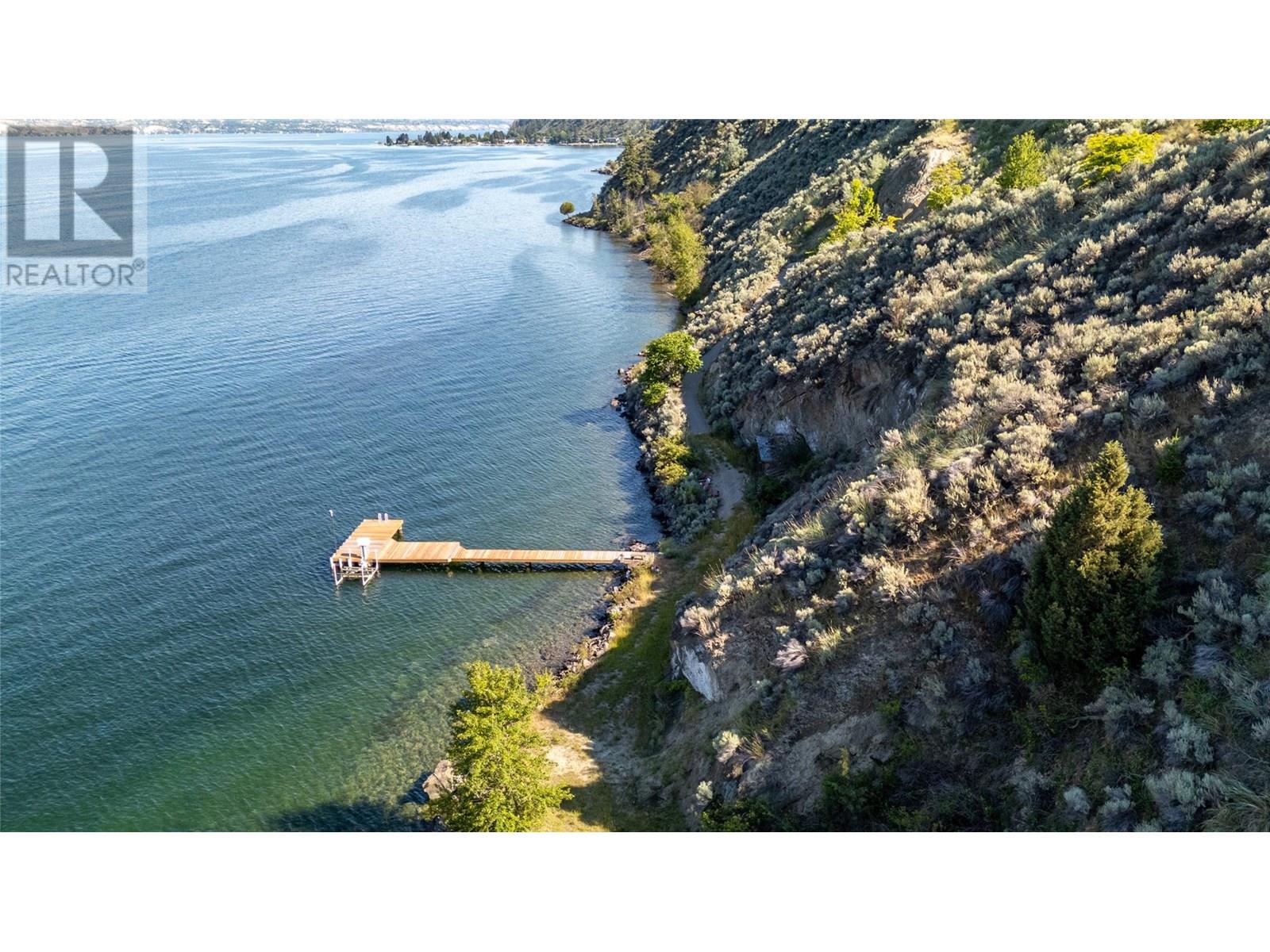22402 Bridgeman Road, Summerland