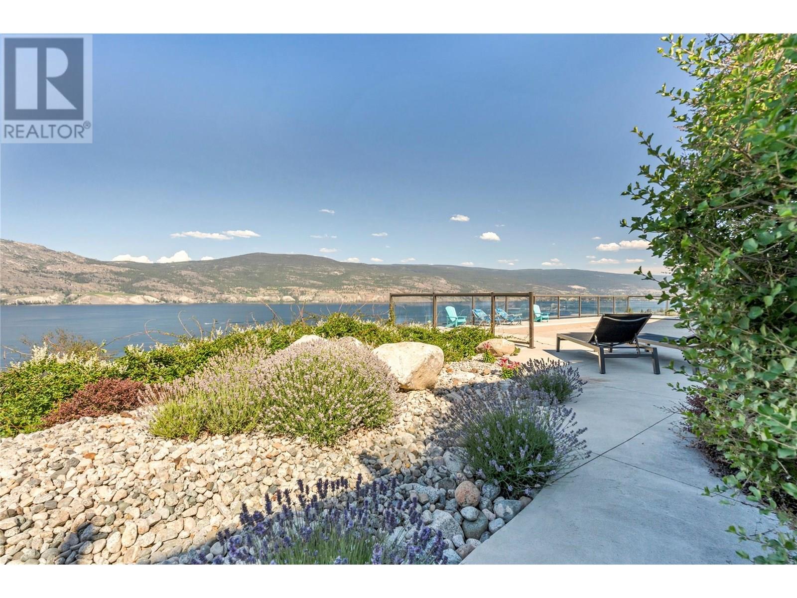 22402 Bridgeman Road, Summerland