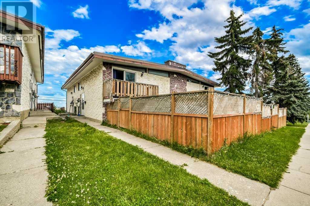 3, 7524 Hunterview Drive NW, Calgary, Alberta