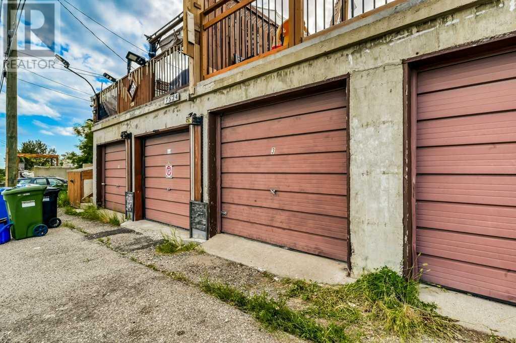Single Family House for Sale in   Hunterview Drive NW Huntington Hills Calgary 
