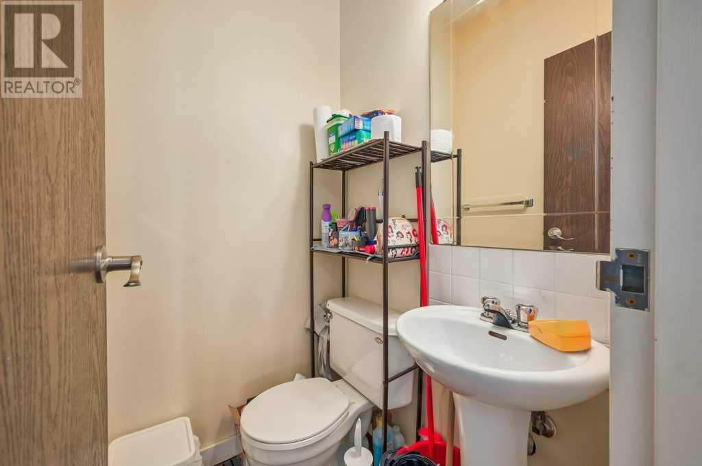 Single Family House for Sale in   Hunterview Drive NW Huntington Hills Calgary 
