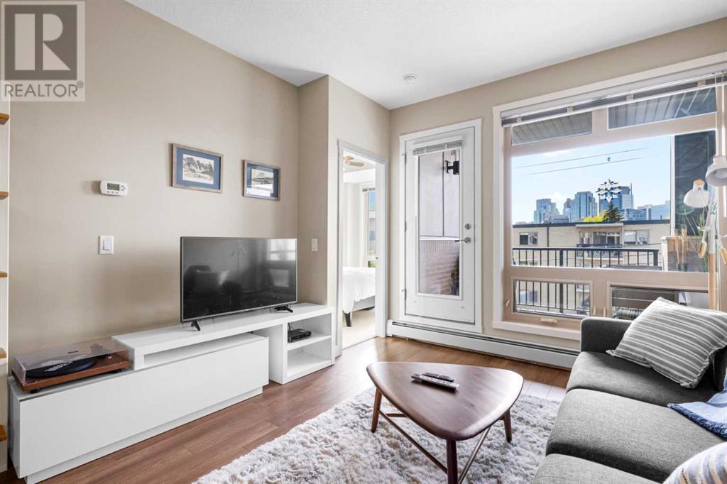 Single Family House for Sale in    Avenue NW Sunnyside Calgary 