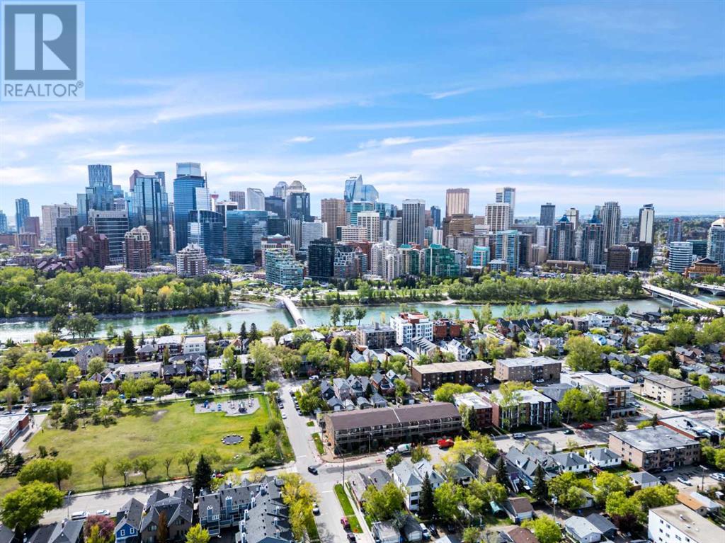 Single Family House for Sale in    Avenue NW Sunnyside Calgary 