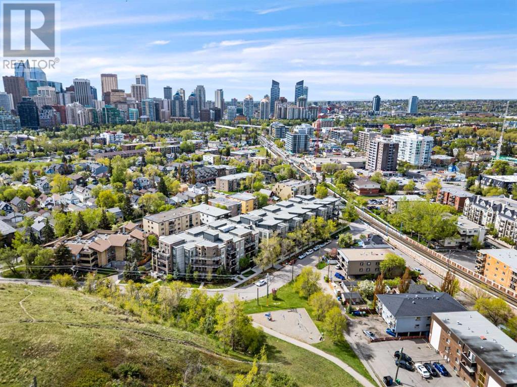 Single Family House for Sale in    Avenue NW Sunnyside Calgary 