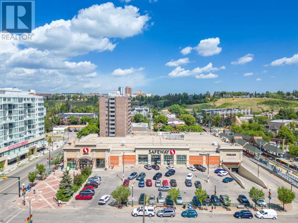 Single Family House for Sale in    Avenue NW Sunnyside Calgary 