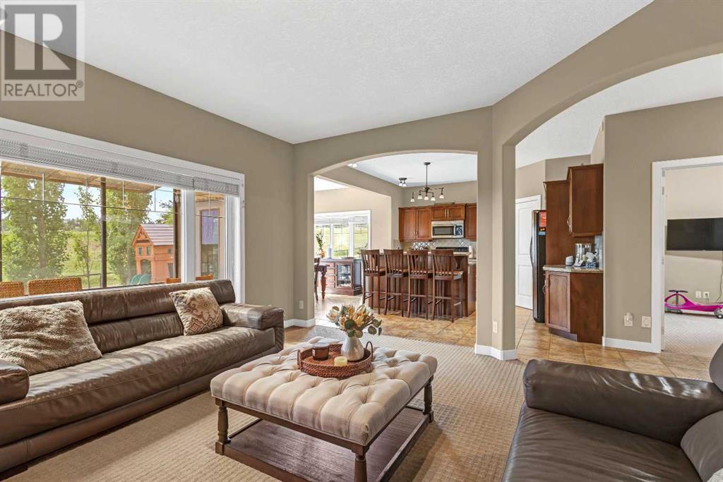 Single Family House for Sale in  Sherwood Rise NW Sherwood Calgary 