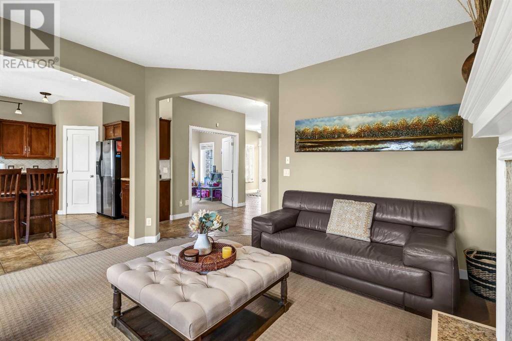 Single Family House for Sale in  Sherwood Rise NW Sherwood Calgary 