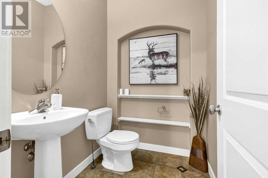 Single Family House for Sale in  Sherwood Rise NW Sherwood Calgary 