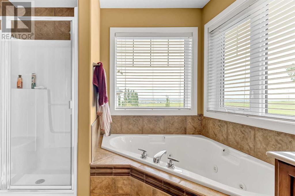 Single Family House for Sale in  Sherwood Rise NW Sherwood Calgary 