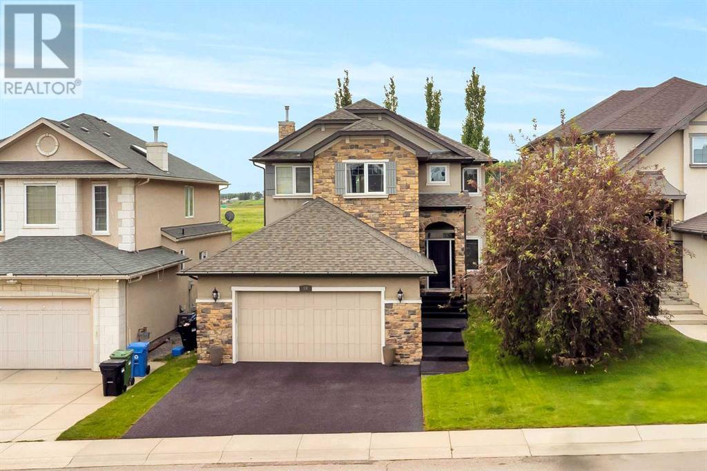 Single Family House for Sale in  Sherwood Rise NW Sherwood Calgary 