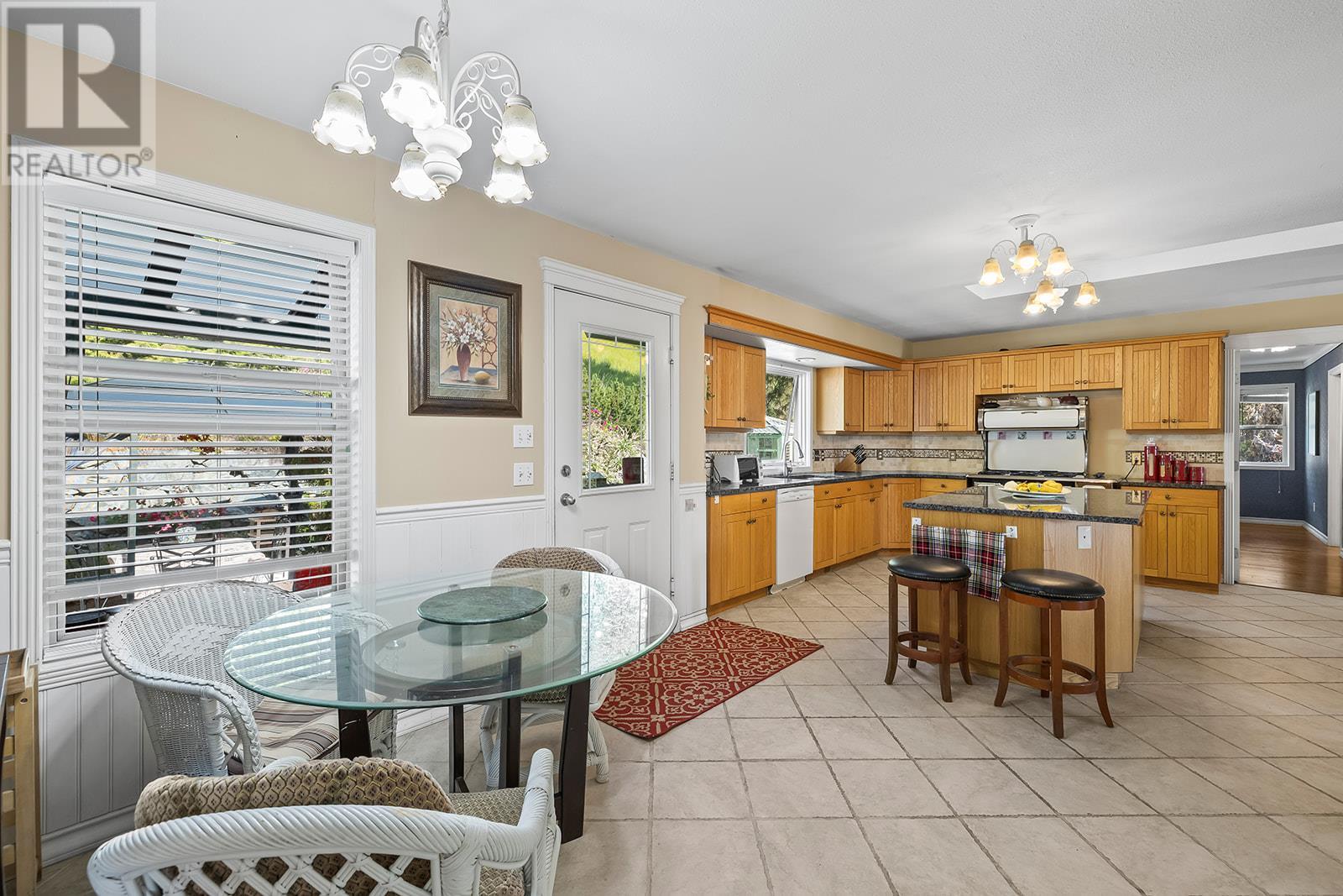  1282 Lakeview Cove Place, West Kelowna
