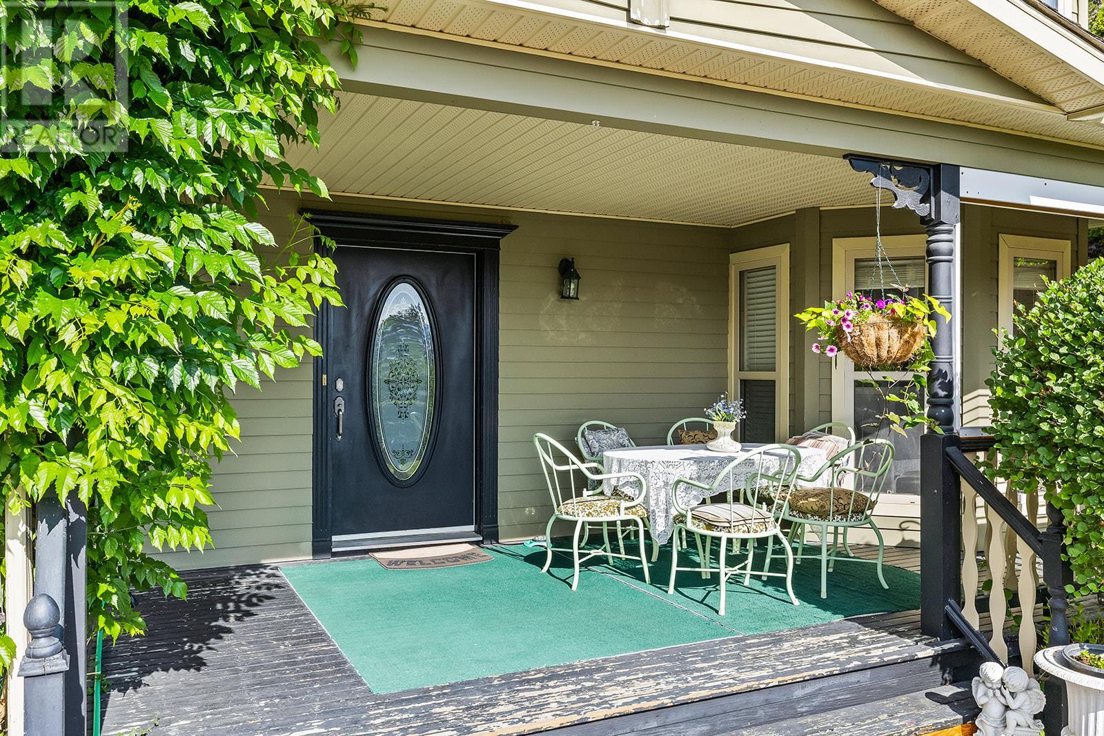  1282 Lakeview Cove Place, West Kelowna