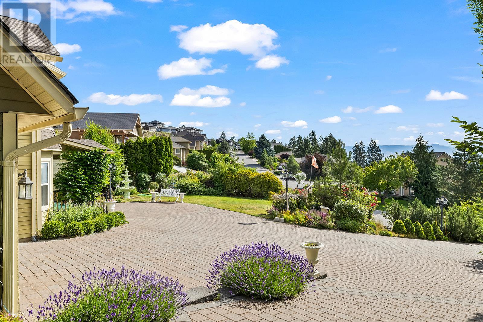  1282 Lakeview Cove Place, West Kelowna
