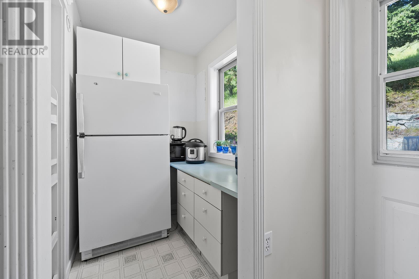  1282 Lakeview Cove Place, West Kelowna