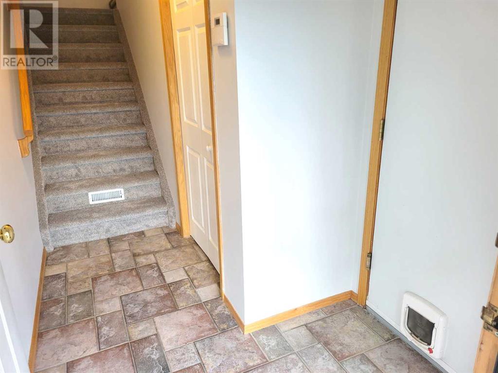 Single Family House for Sale in  Killarney Glen Court SW Killarney/Glengarry Calgary 