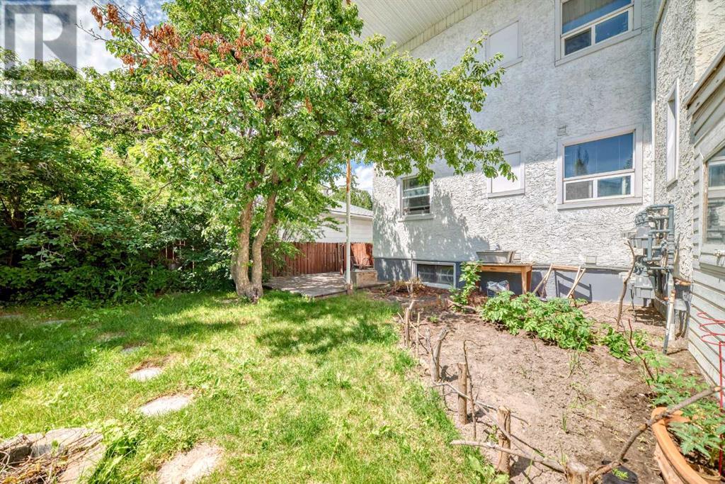 Single Family House for Sale in    Avenue SW Richmond Calgary 