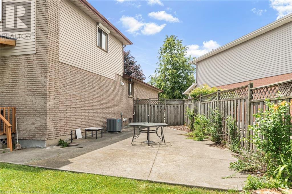 Photo 38 of 9 Mark Place, Hamilton ON