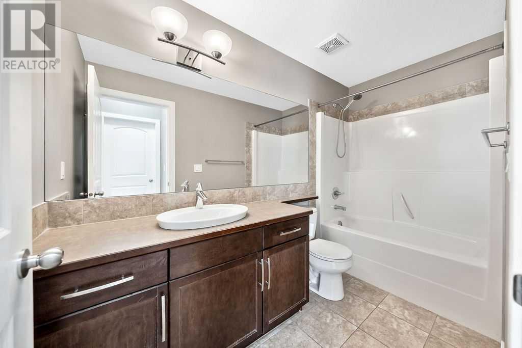 Single Family House for Sale in   Bannister Road SE Midnapore Calgary 