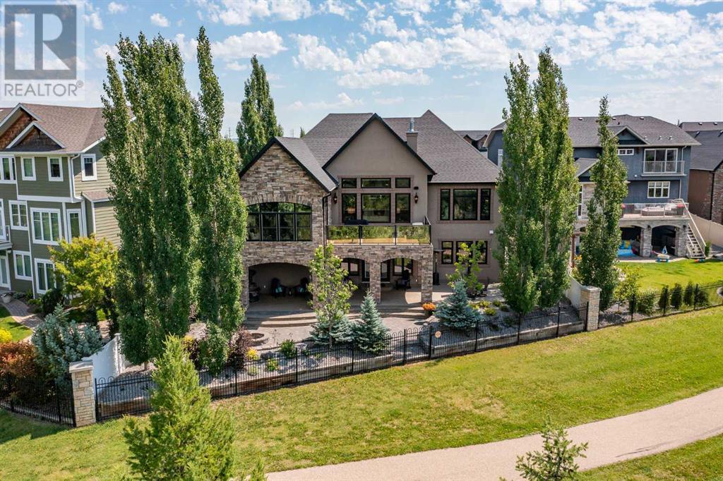 Photo 3 of 32 Sagewood Close, Red Deer AB