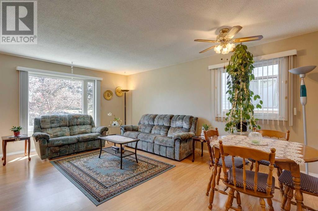 Single Family House Bungalow for Sale in  Dovercliffe Way SE Dover Calgary 