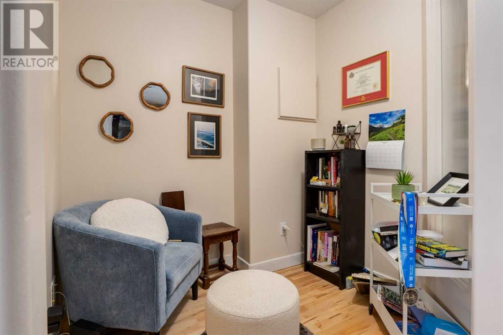 Single Family House for Sale in    Avenue SW Mission Calgary 