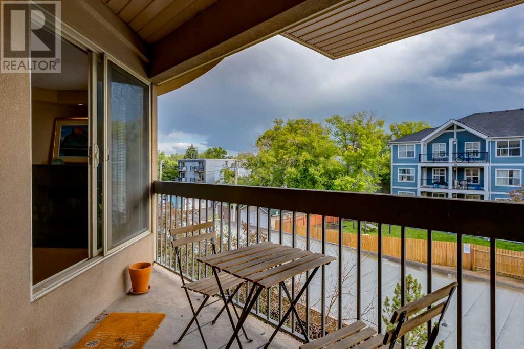 Single Family House for Sale in    Avenue SW Mission Calgary 