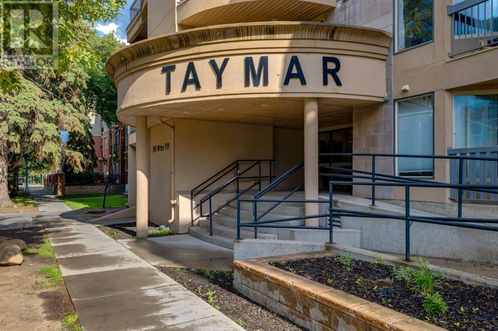 Single Family House for Sale in    Avenue SW Mission Calgary 