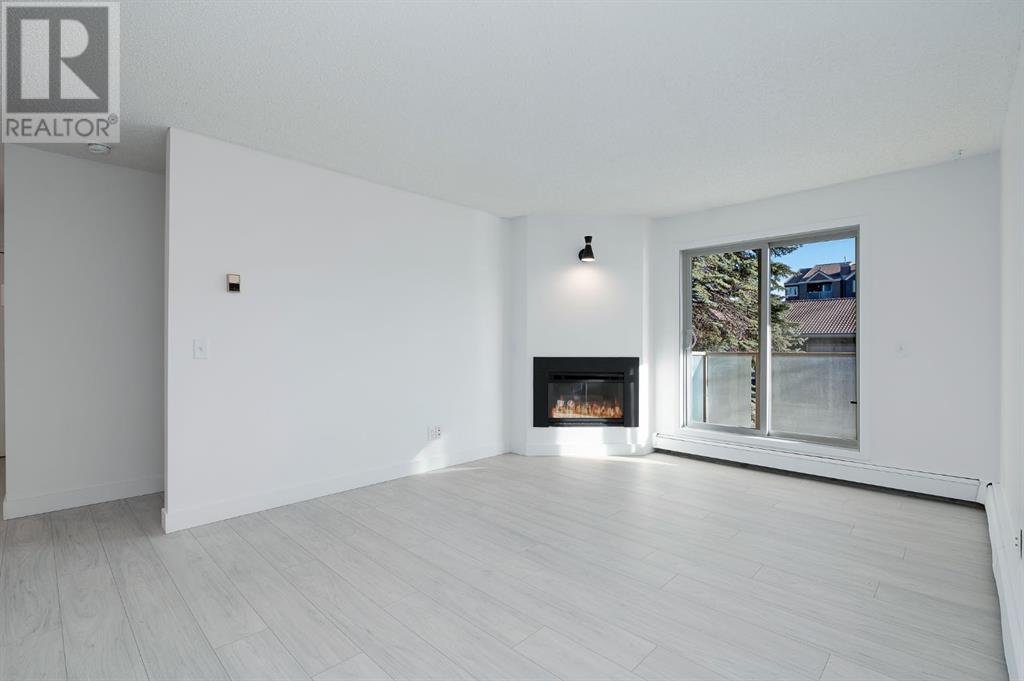 Single Family House for Sale in   Edenwold Heights NW Edgemont Calgary 