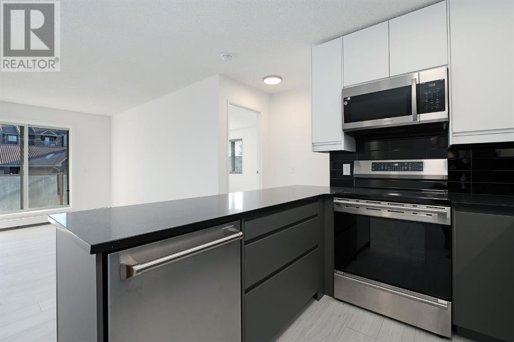 Single Family House for Sale in   Edenwold Heights NW Edgemont Calgary 